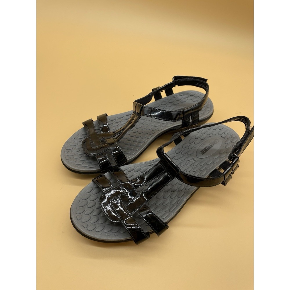 Clarks Sandals Women's Size 9M Black Patent Leather Strappy Sandals